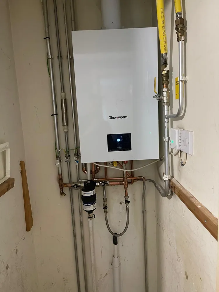 A Glow-worm combi with a system filter fitted underneath